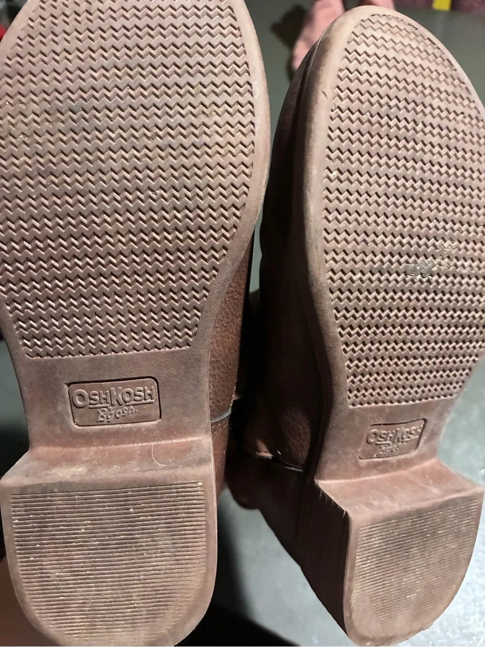 Osh kosh bgosh Kids Brown Ankle Boots size 13 Kids